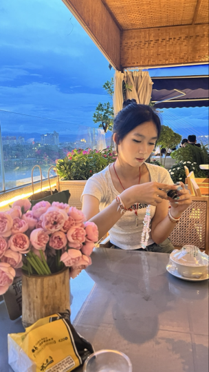 花开花落花满天€海报