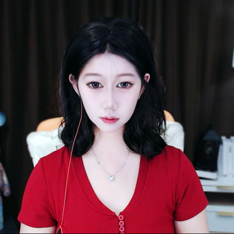 新人柚柚yy海报