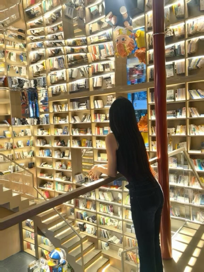 悦悦.求升级海报