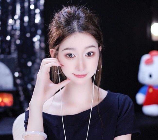 梦小小~主播图片