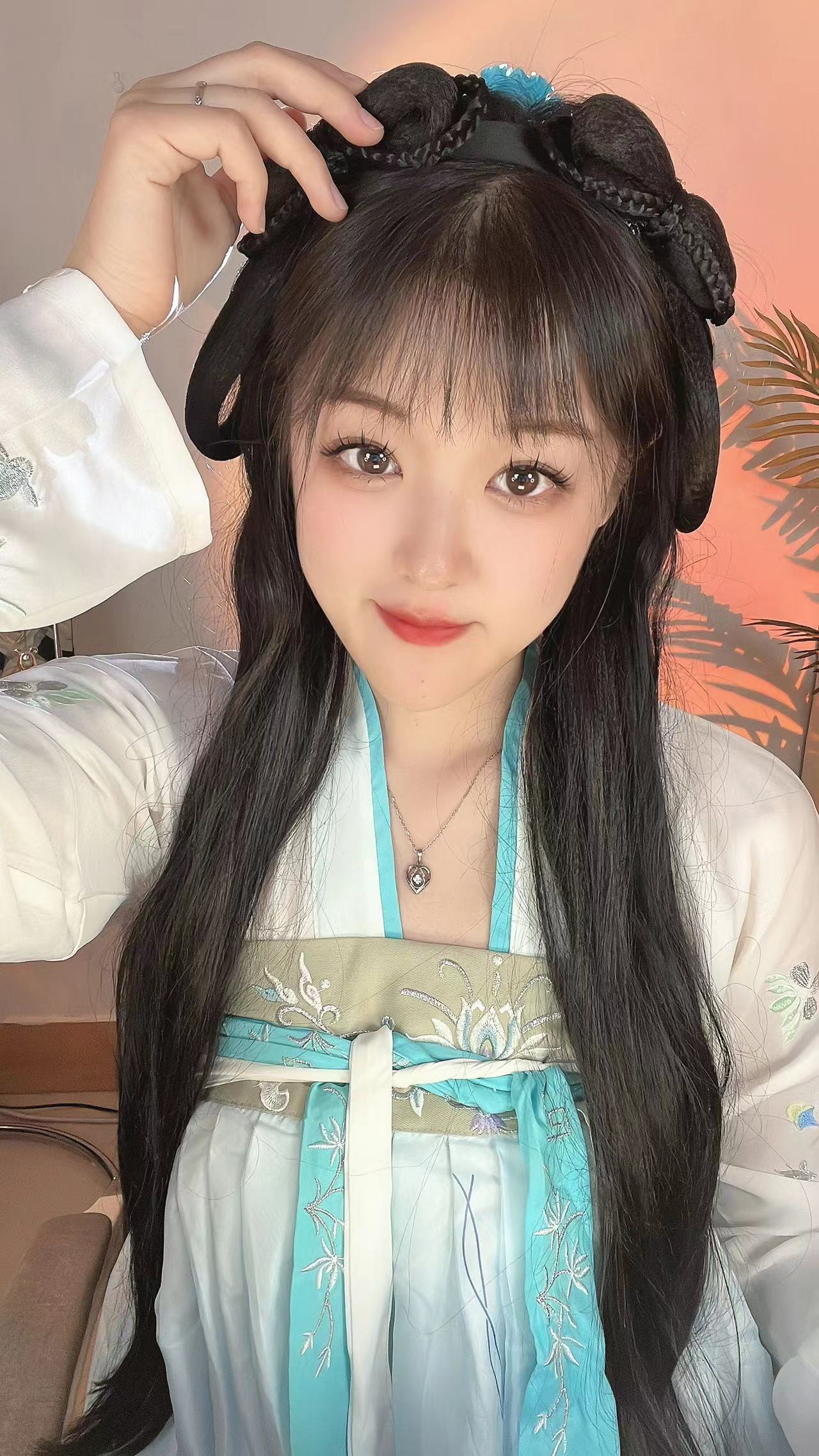 周周吖う主播图片