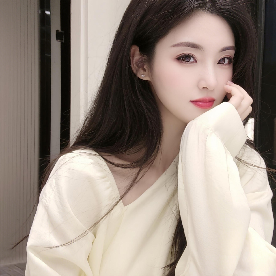 雲紫柔💕唱歌海报