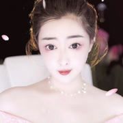 牵手莹儿👫