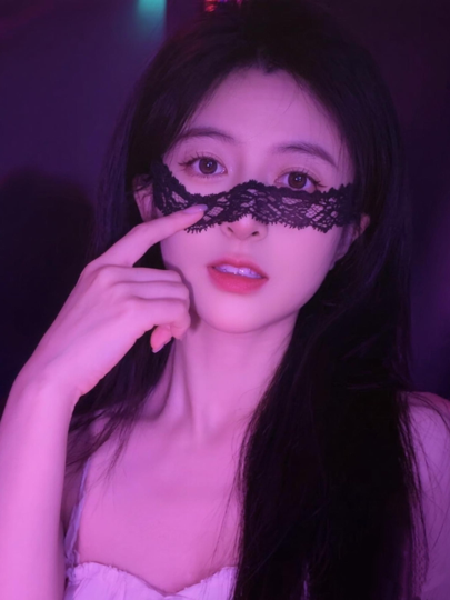 小妮的小熊海报