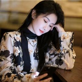 嘉瀚苏静好休息主播照片