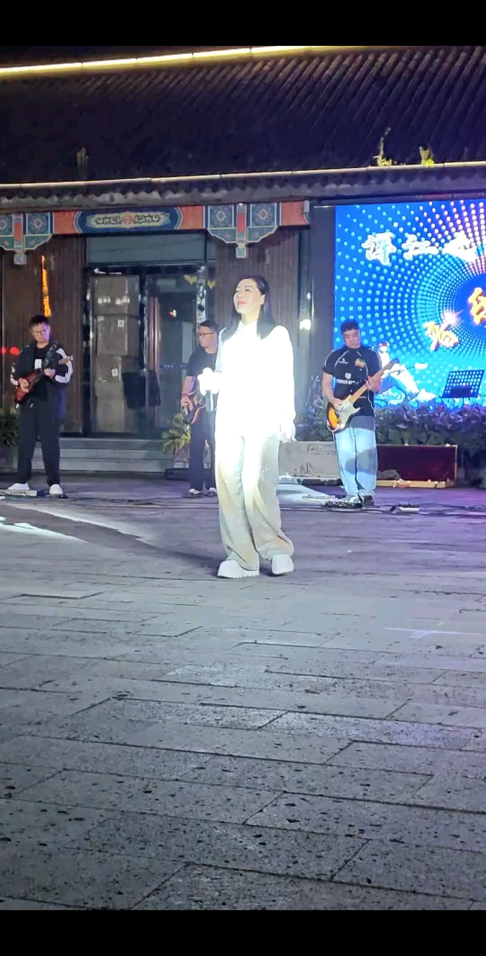 观看4次