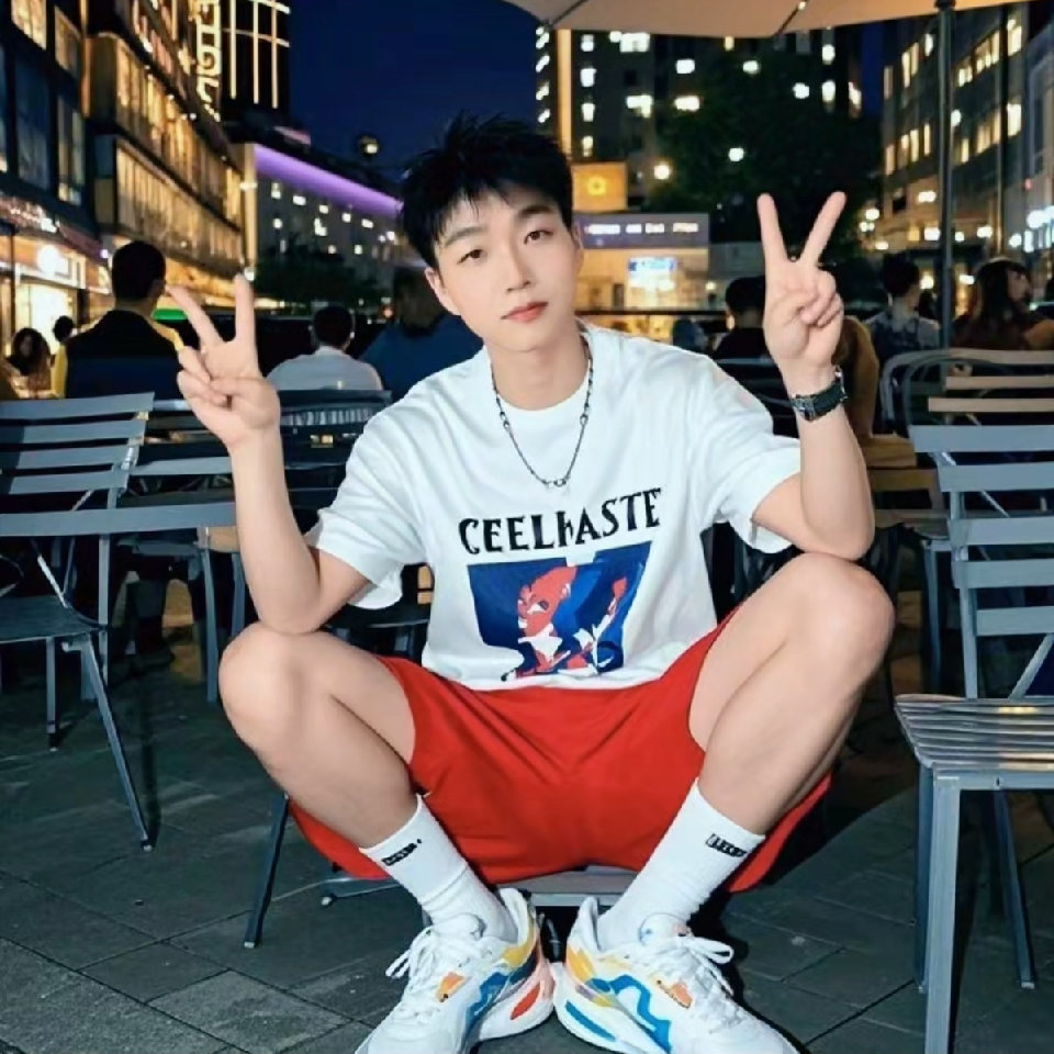 乖乖😘😘海报
