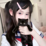 新人欣欣Baby海报
