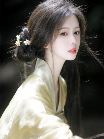 林佳🌸海报