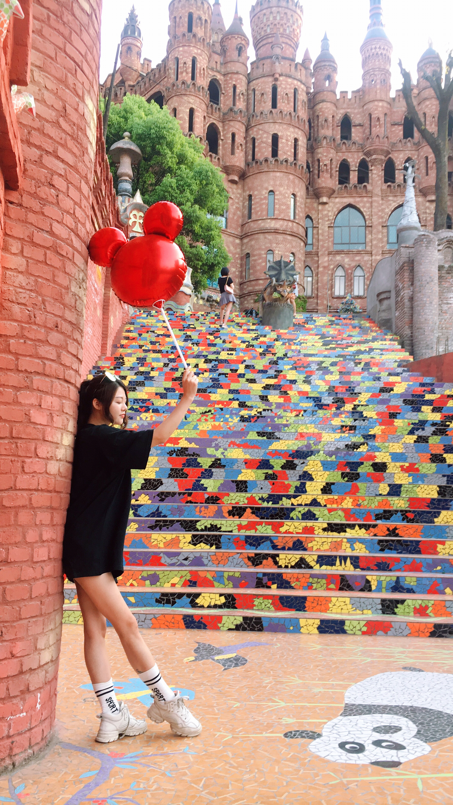 方仪💌十全十美主播图片