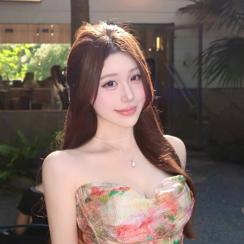 萌新栗子第一天呀的主播海报