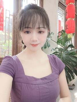 莲心唱情歌的图片
