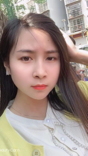蓉儿☘️☘️海报
