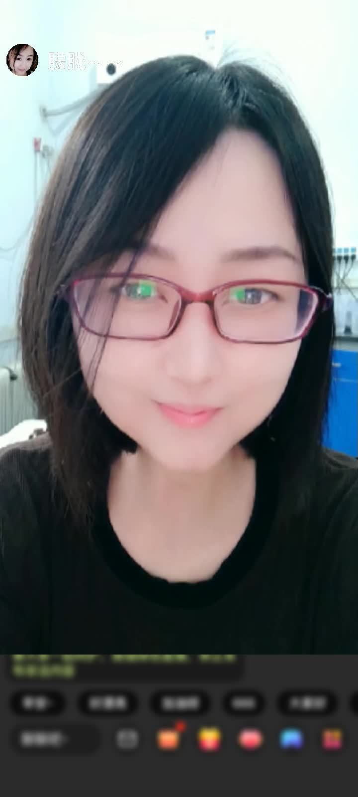 六房做的，这截图水平好像也不咋地呀