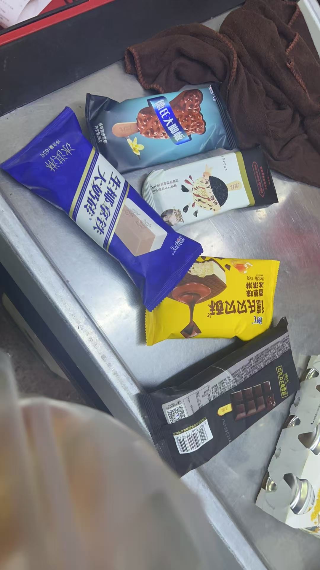 80-小样主播图片