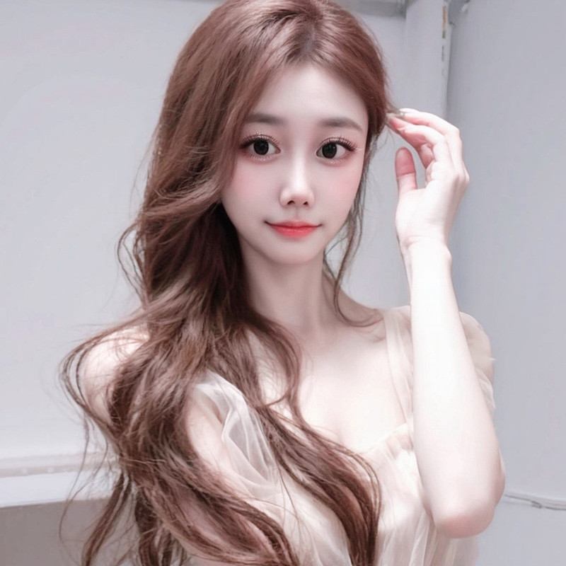 扣扣冰??的主播海報(bào)