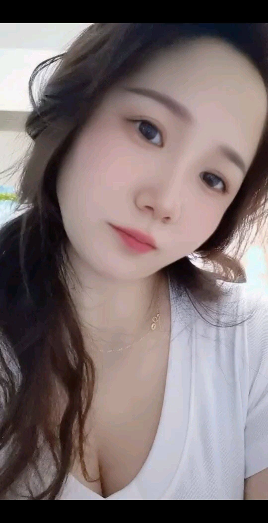 河南信阳的丫丫头 一个人租房住