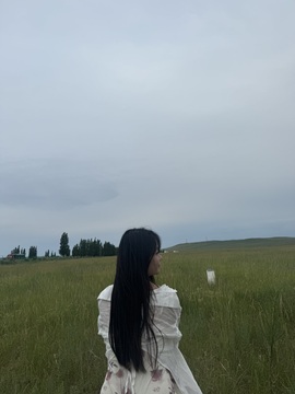 唐念念跪求百元榜的图片