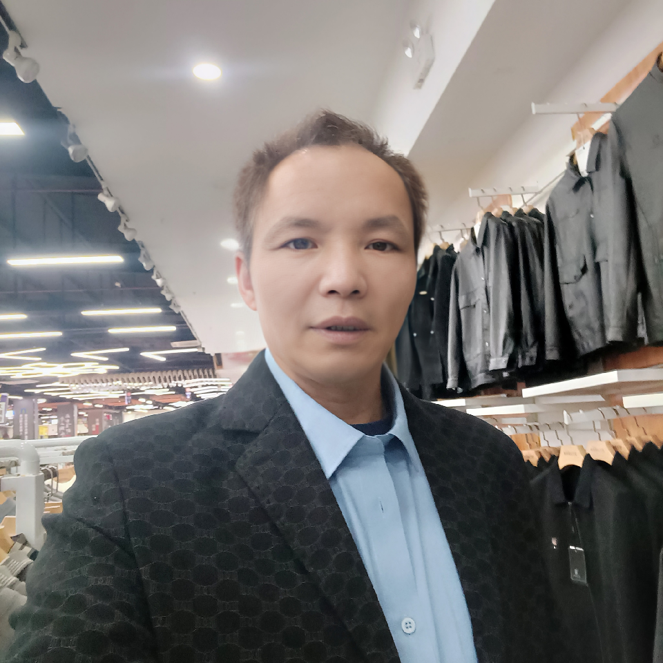 萌新宝宝DLe33j海报