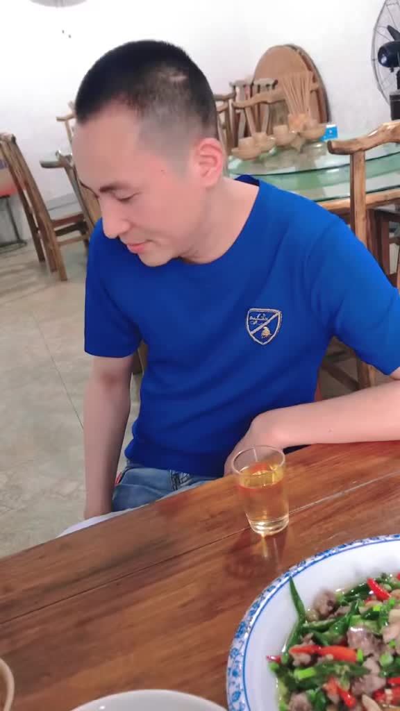 来挑一杯  喜欢八加