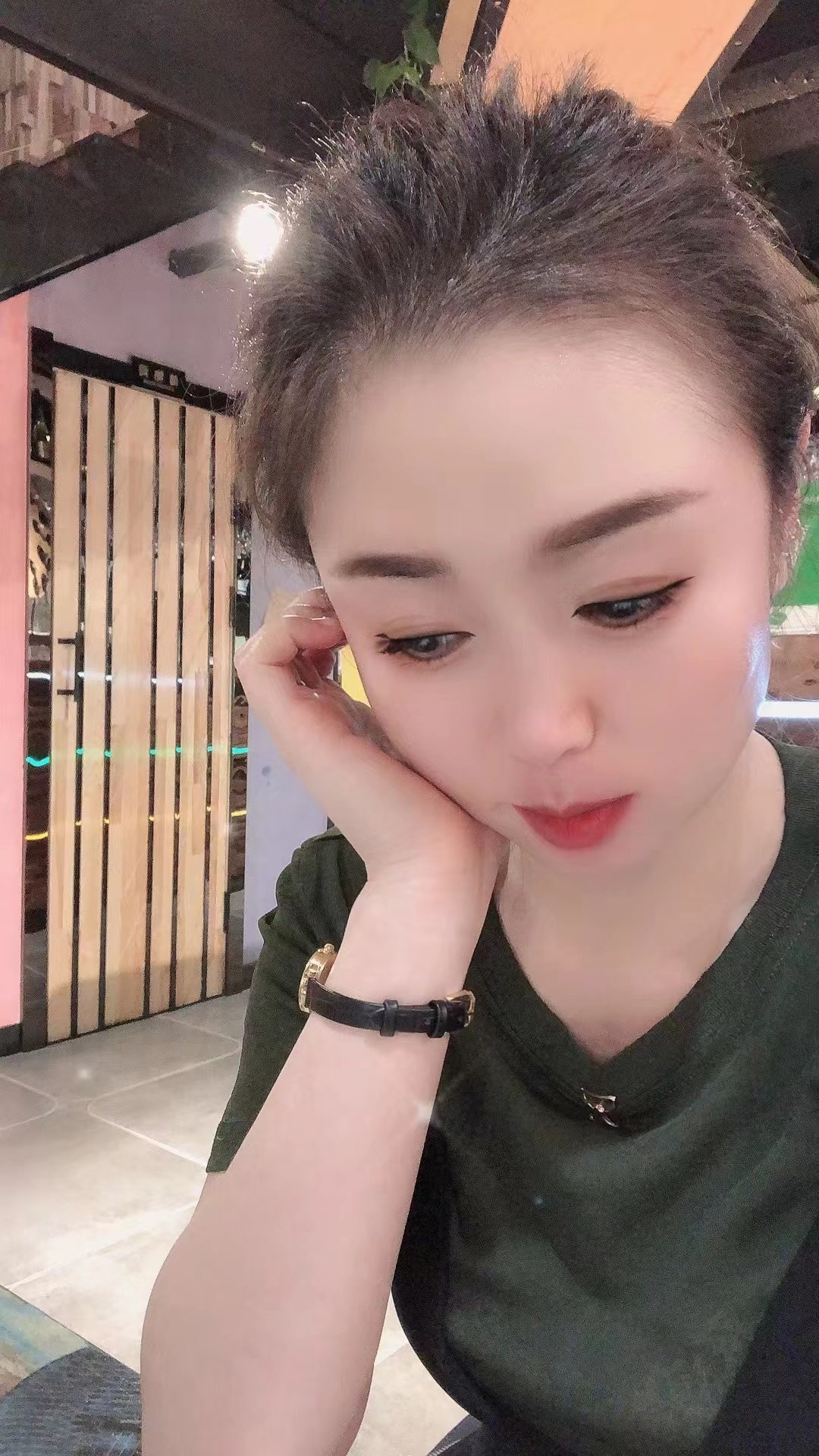 ღ、大九主播图片