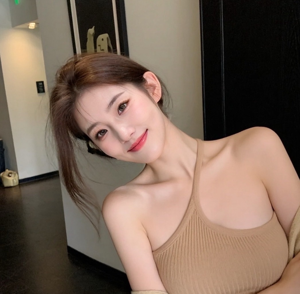 颜如玉💙主播图片