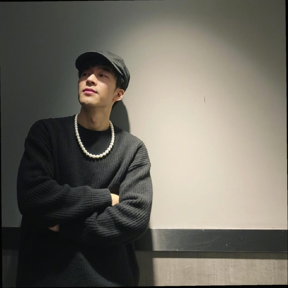 二小◐「求盛典票」海报