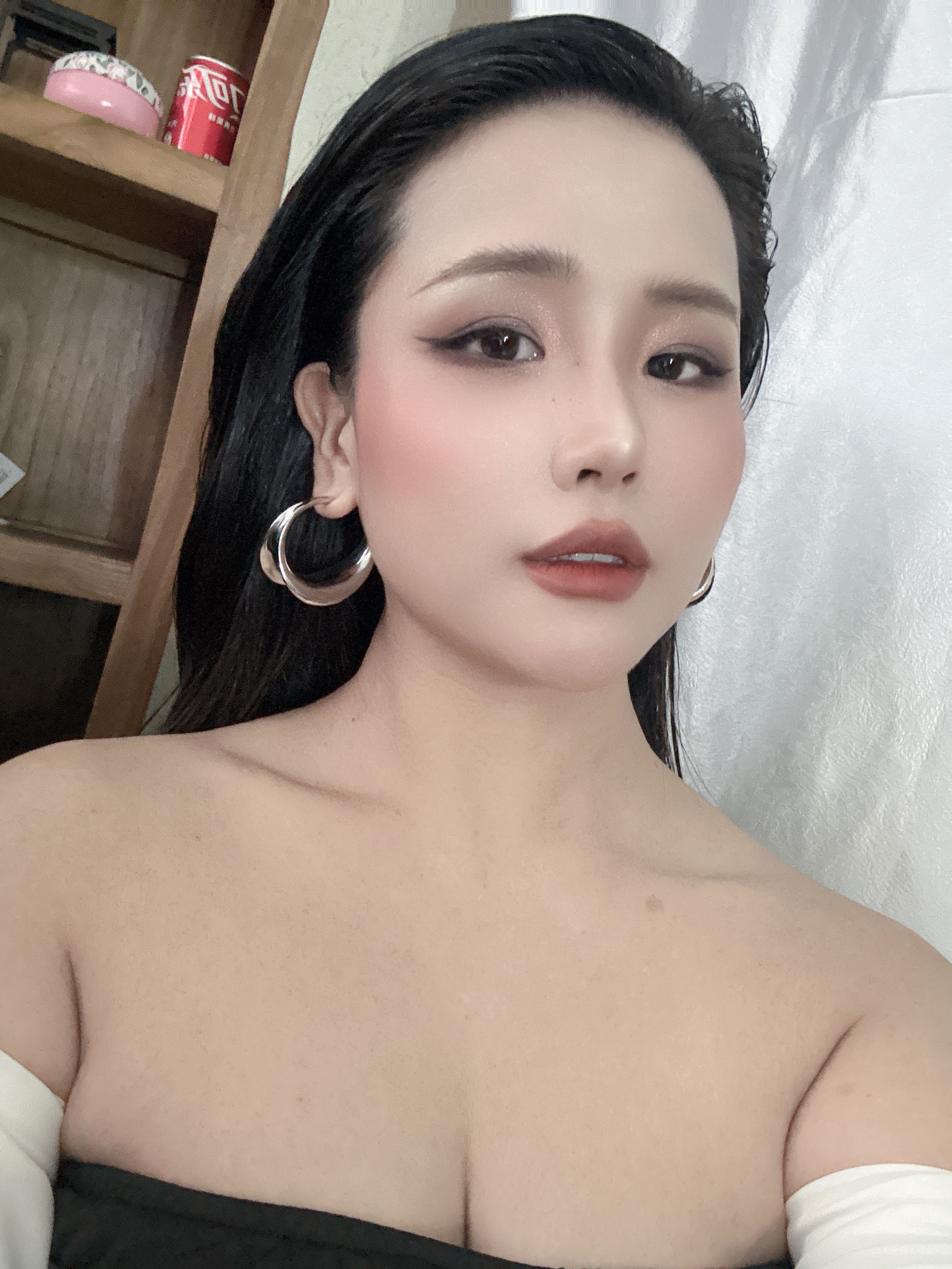 茶茶幸运星主播图片