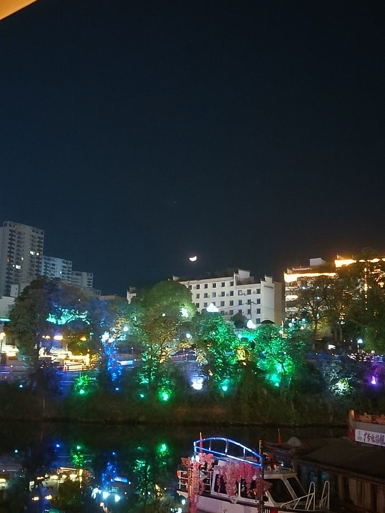 ?？怂?主播圖片