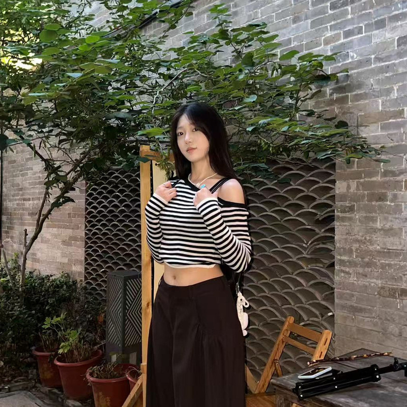 新人-小面的主播海报