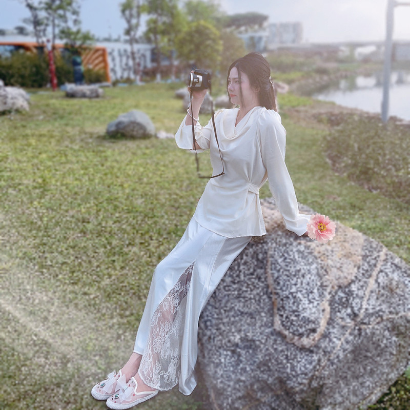 芷正…的直播间