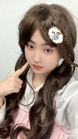 爱唱歌的小白白的图片