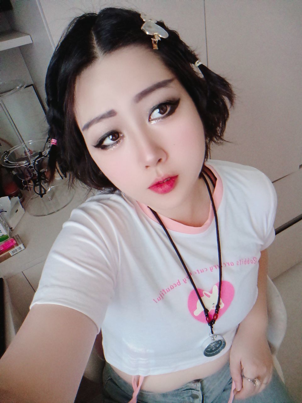 甜甜私房猫_安静的主播照片