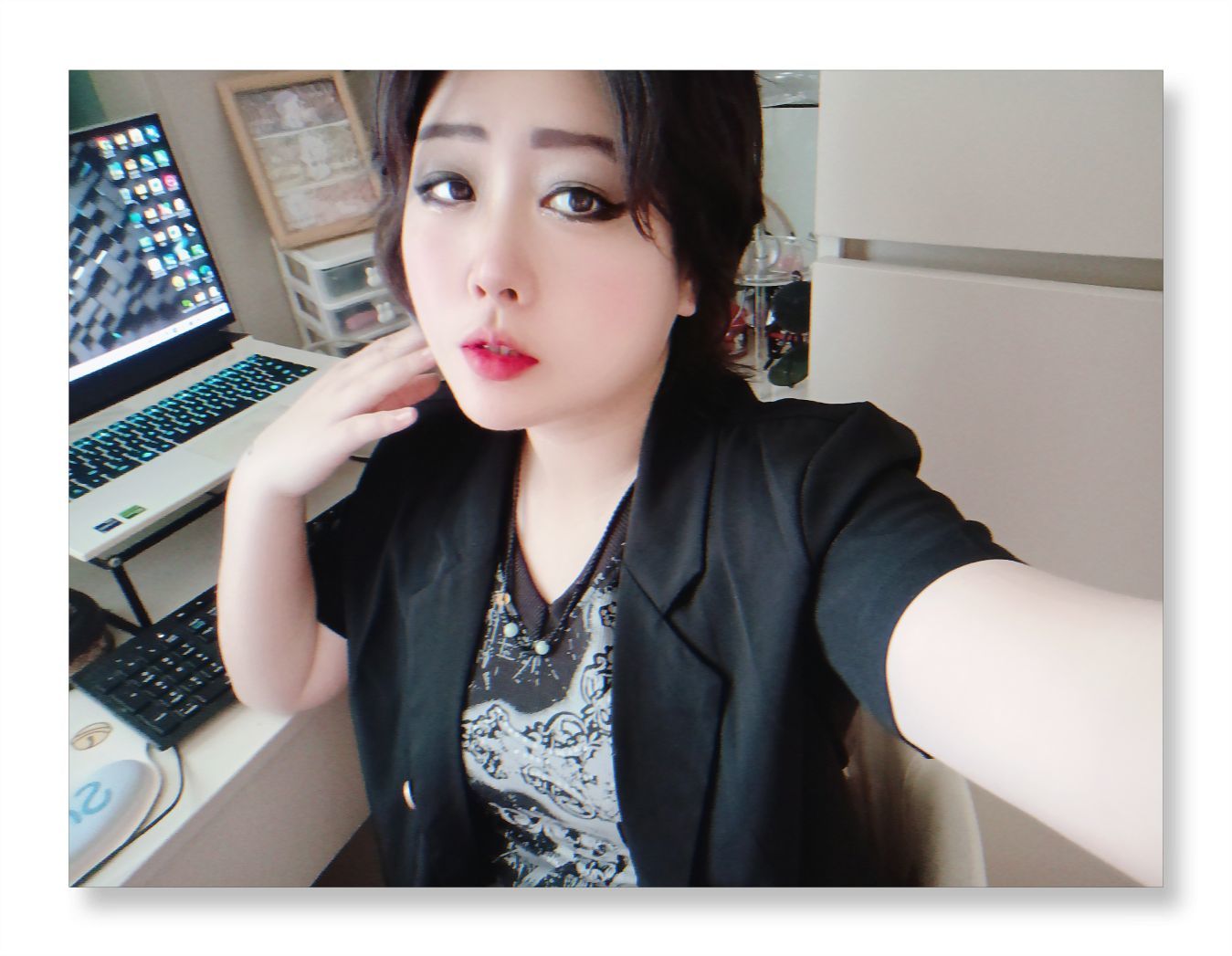 甜甜私房猫_安静的主播照片