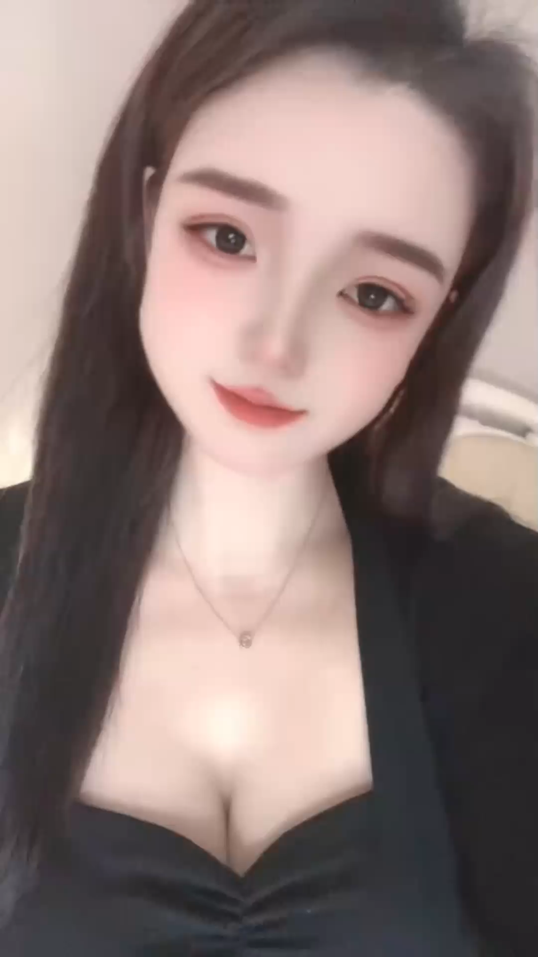 你要多笑一笑😄