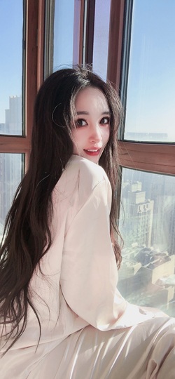 小玲宝🧸主播照片