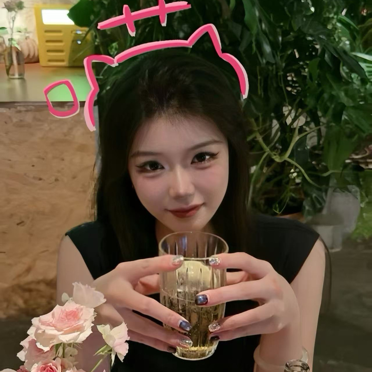 小薇来啦￥的直播间