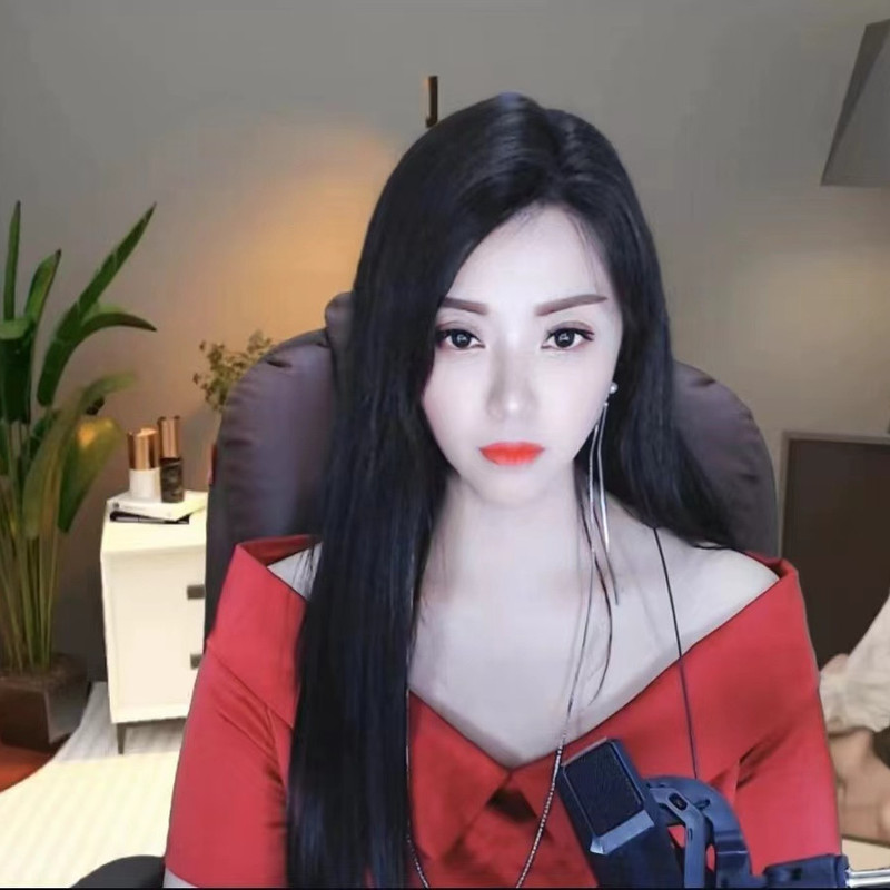 FLN小楠的主播海报