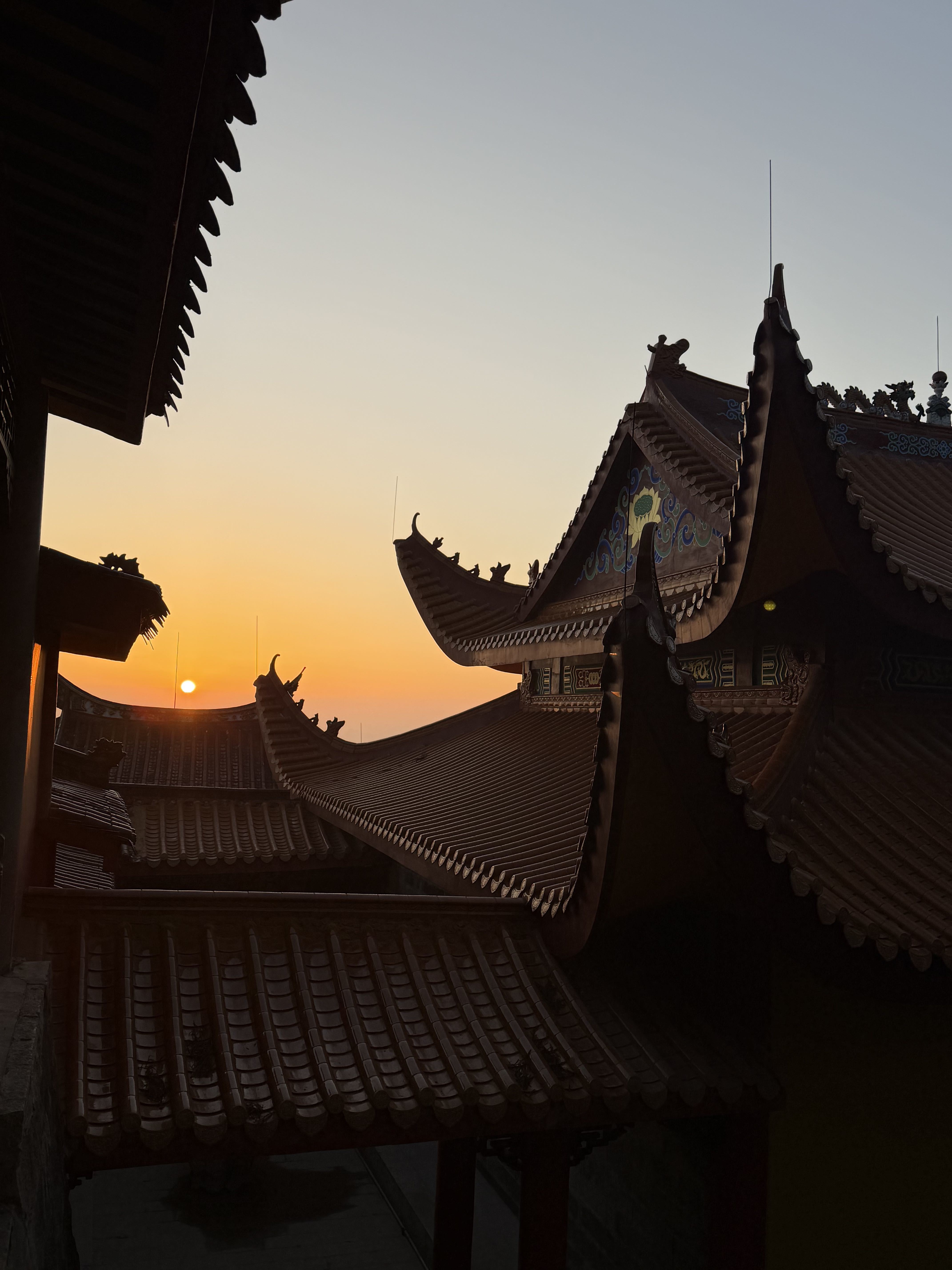 欣桐^c^主播图片