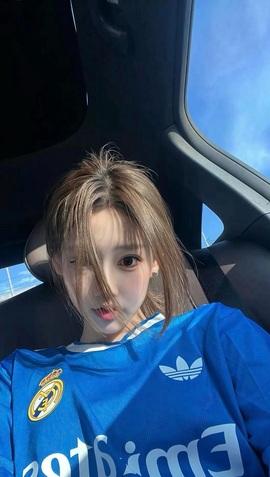 喂一口抱抱馨💌的图片