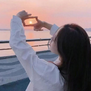 七安🎏浅笑而安.