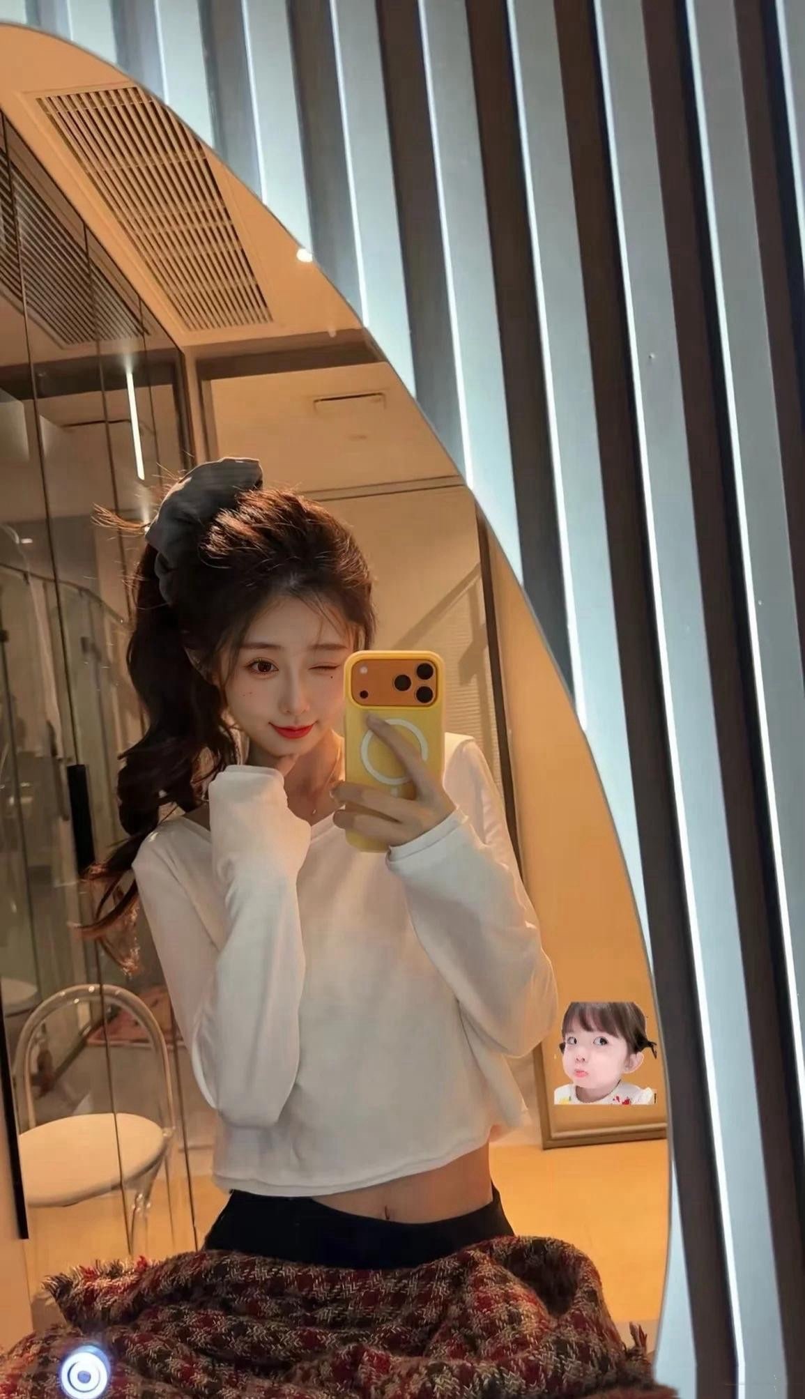 馨休息💌贺无心神君主播图片