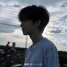 路还远，你别狂的头像