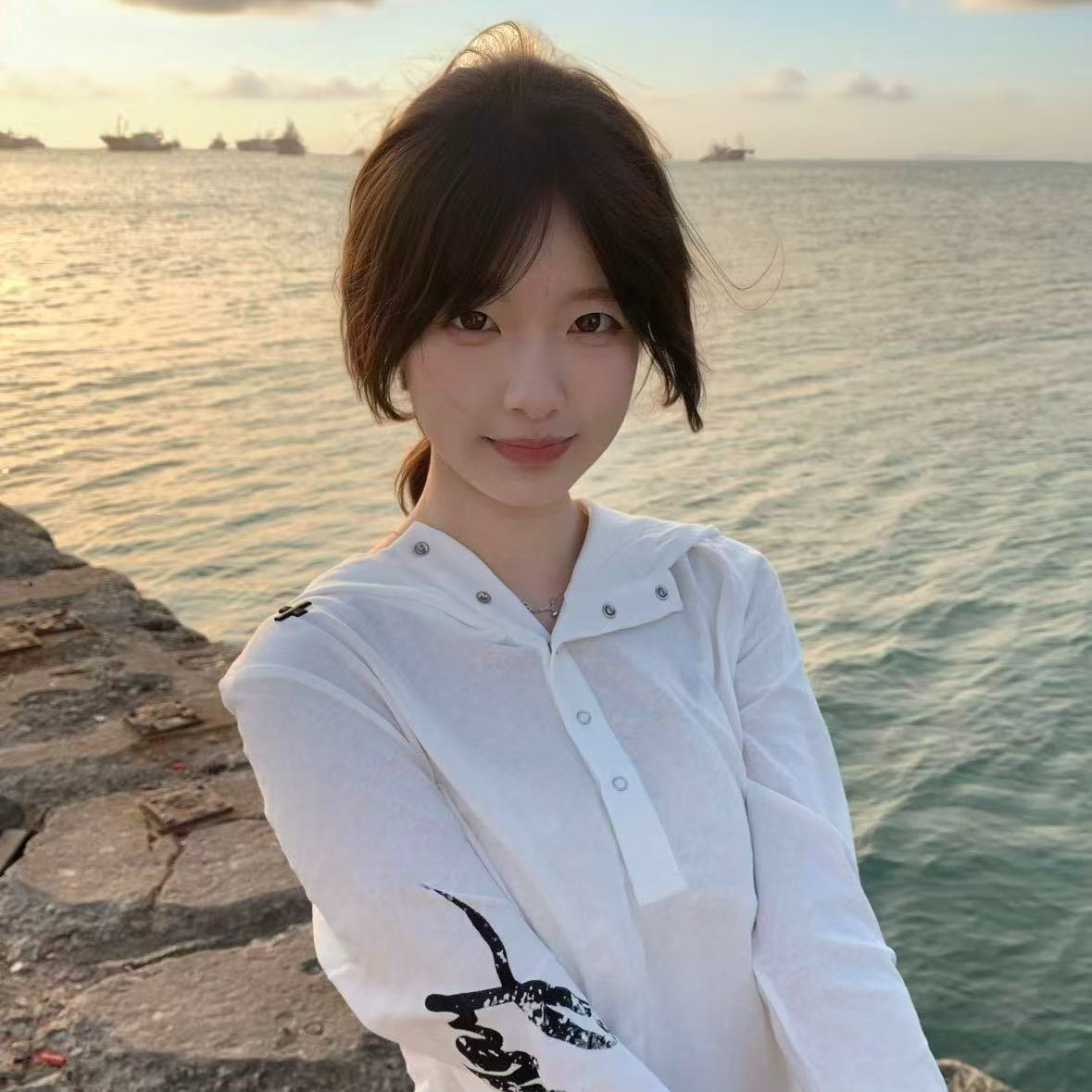 严瑶呀的直播间