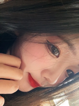 新人香菜iii的图片