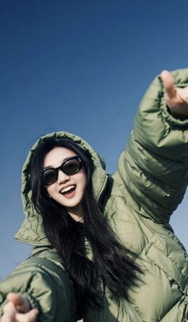 A怡宝💘鸭求束光的图片