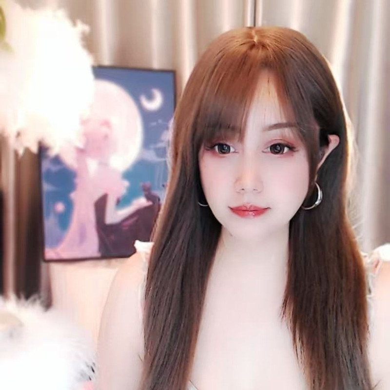 筱筱666的主播海报