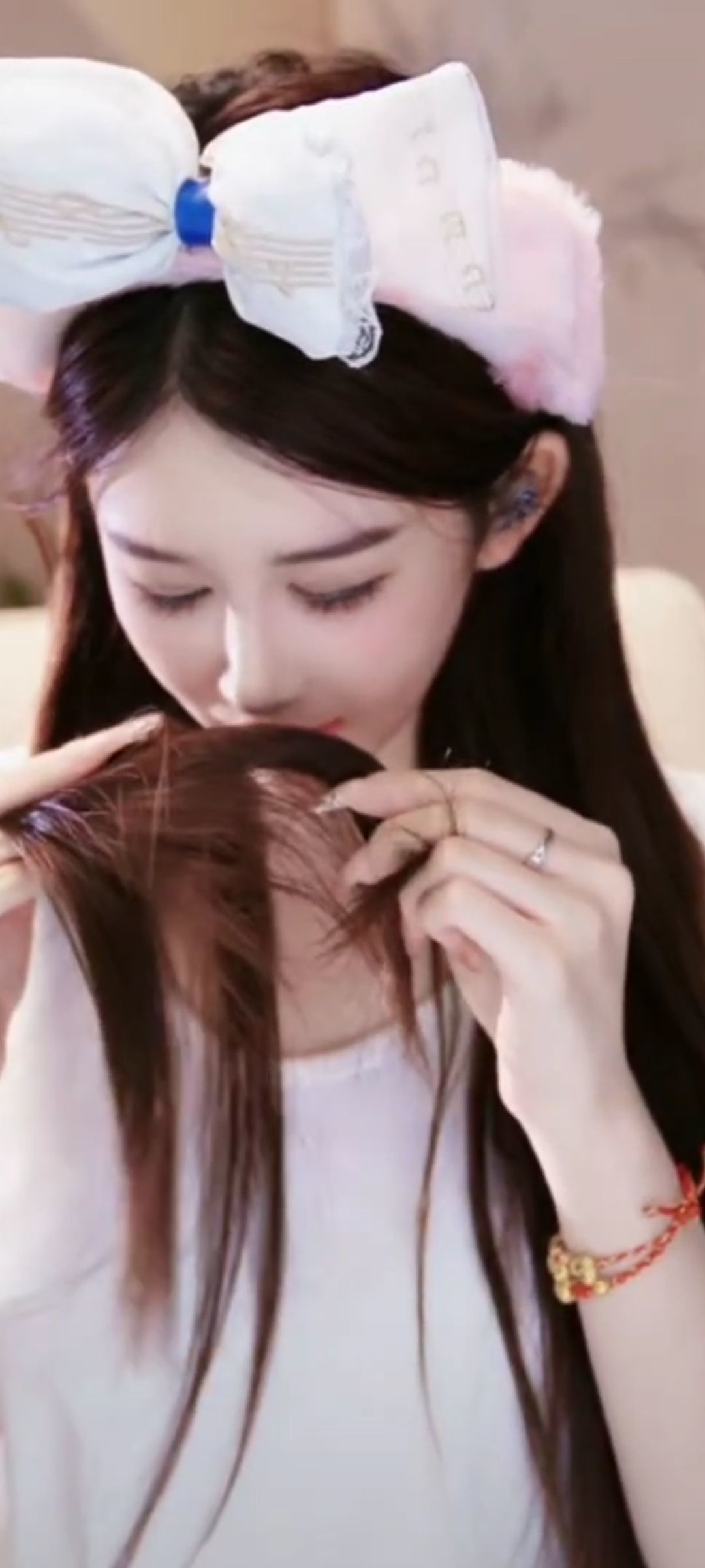 朽木自雕、独饮独醉的主播照片