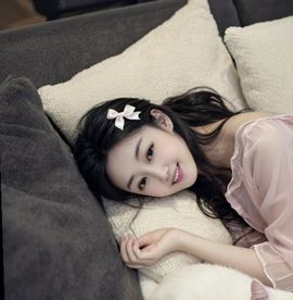 A怡宝💘鸭求束光主播照片