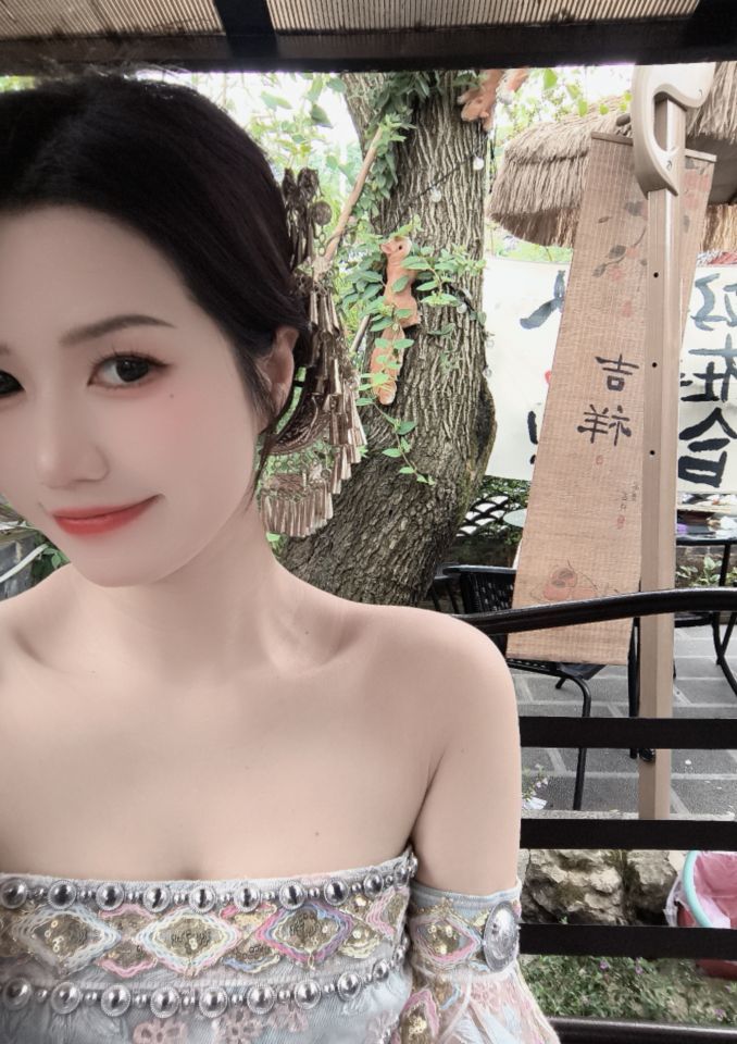 魷小魚(yú)??主播圖片